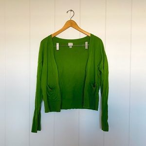Cropped Green Cardigan with Pockets